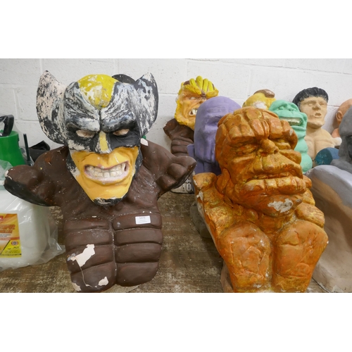 5373 - 6 concrete busts featuring Marvel Comics characters including Wolverine, The Thing, Thanos, The Hulk... 