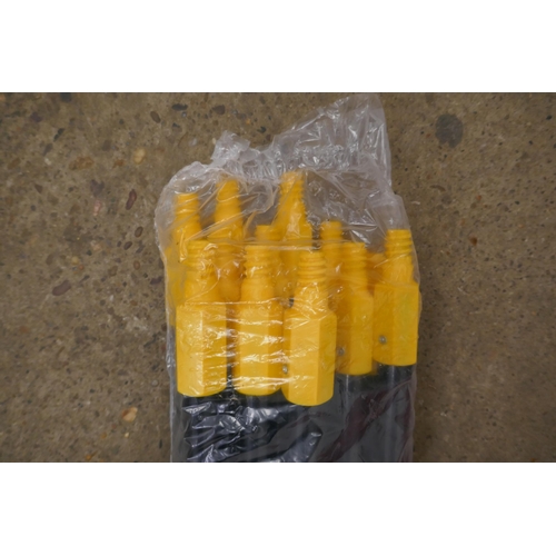 5380 - 8 packs of 12 brush/mop handles