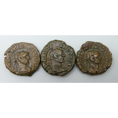 7251 - Three bronze Diocletian Roman coins, 284-305 AD