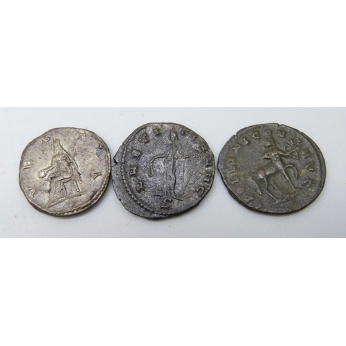 7252 - Three bronze Gallienus Roman coins, 253-268 AD