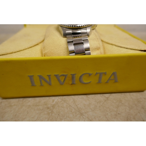 5206 - An Invicta lady's watch, boxed