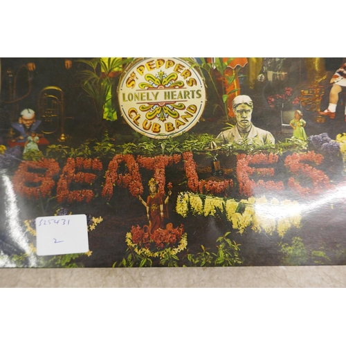 5207 - A Beatles Sgt Peppers Lonely Hearts Club Band LP record