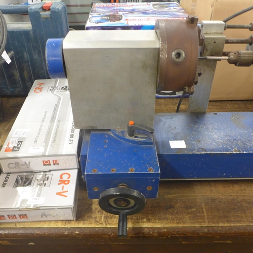 5042 - A Parvalux PM904 240V model makers lathe