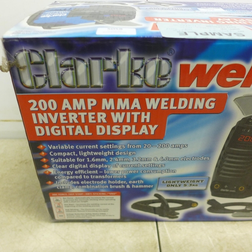 5058 - A Clarke Weld MMA200 - 200amp MMA welding inverter with digital display 16/0535-1* This lot is subje... 