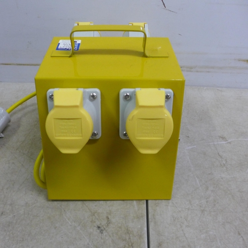 5004 - A Faithful 25 metre, 110V extension reel and a Faithful 4 way distribution box