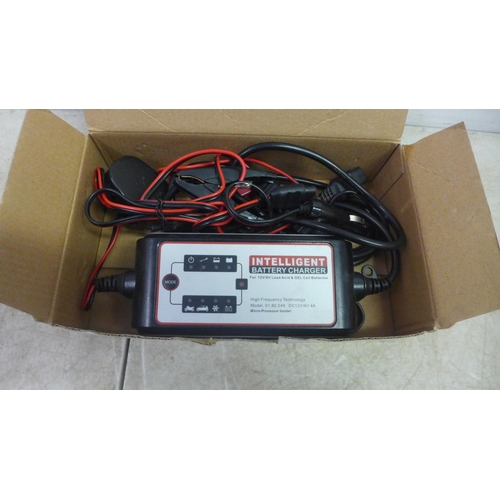 5013 - Two intelligent battery chargers and a Clarke engine diagnostic EOBD/OBD II auto scanner and fault r... 