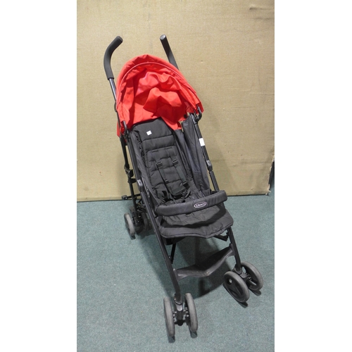 6022 - Graco Travelite Stroller  (343-171) *This lot is subject to Vat