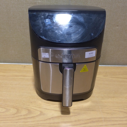 6128 - Two Gourmia 7Qt Air Fryer - This lot requires UK adapters (343-135,136) *This lot is subject to Vat