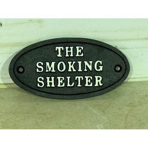 5180 - 4 cast metal oval plaques including 