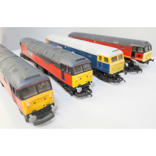 2033 - Four Lima and Hornby OO gauge locos and two coaches