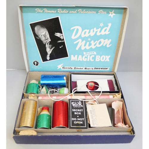 2045 - A David Nixon Super Magic Box, with contents