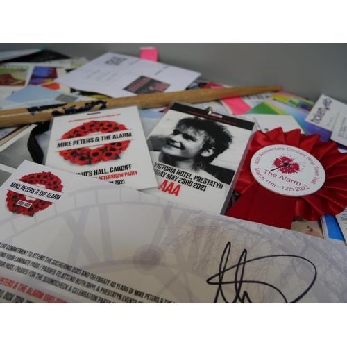 2061 - A collection of music tickets, Alarm lanyard and signed sheet 40th anniversary, tickets include Alar... 