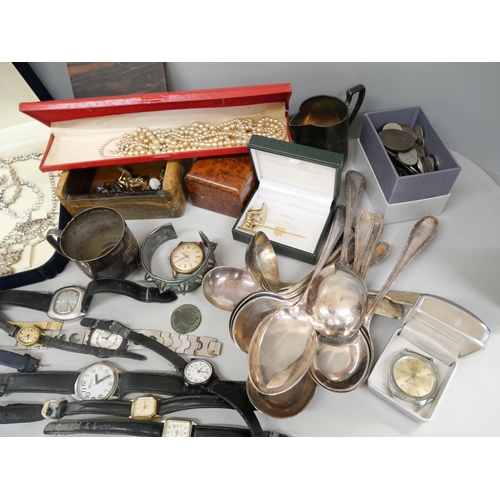 2085 - A collection of flatware, coins, etc.