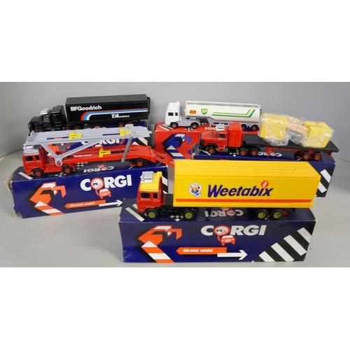 2138 - Corgi die-cast model vehicles, boxed