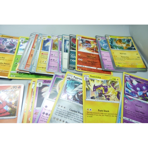 2191 - 70 + rare Holographic Pokemon cards