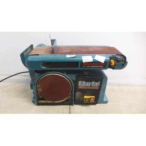 5054B - A Clarke Woodworker CS46E belt and disk sander