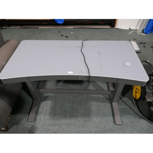 6247 - Adjustable Tech Desk Grey, Original RRP £249.99 + Vat (347-563) *This lot is subject to Vat