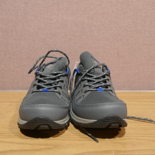 6087 - Columbia Granite trail trainers in grey, UK size 8  (338)  *This lot is subject to VAT