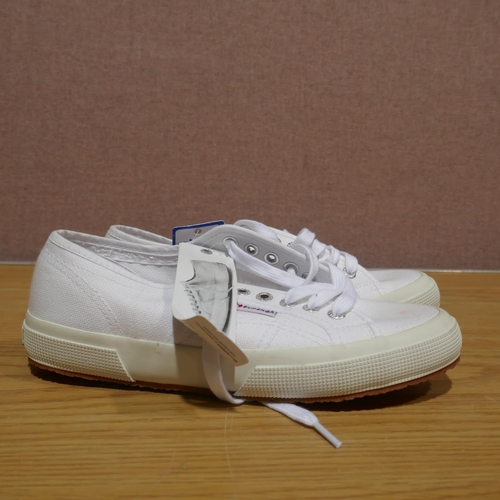 6094 - Supergra white trainers size UK 9 (338) *This lot is subject to Vat