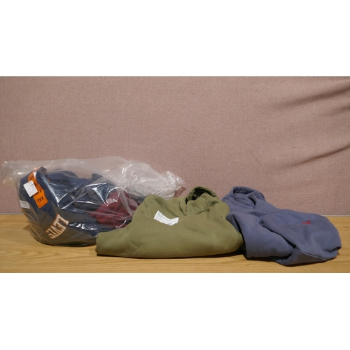 6151 - Levis mens jumpers x 2 and Champion hoodies x 2, various colours and sizes  (338)  *This lot is subj... 