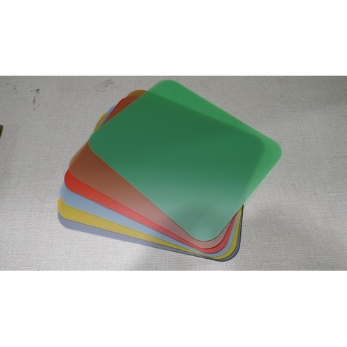 6059 - Bamboo Cutting Board With 7 Mats  (346-222) *This lot is subject to Vat