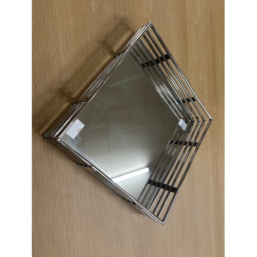 3059 - A square chrome and mirrored cocktail tray, 35cms (GW07516)   #