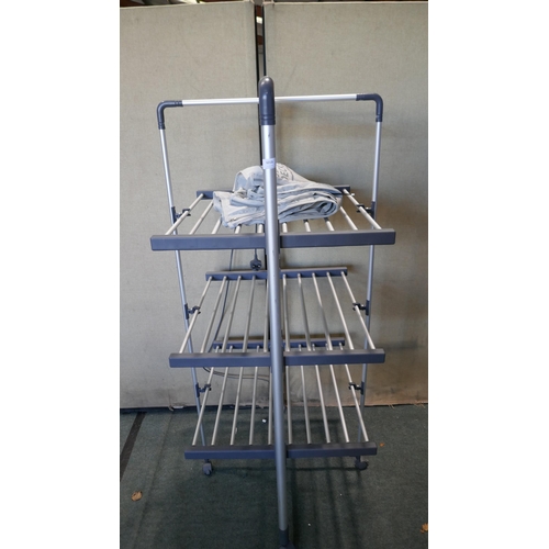 6018 - Black&Decker Heated Tower Airer, Original RRP £99.99 + Vat (346-170) *This lot is subject to Vat