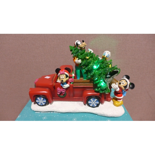 6280 - Christmas Disney Truck and Tree Water Lamp  (346-212,213) *This lot is subject to Vat