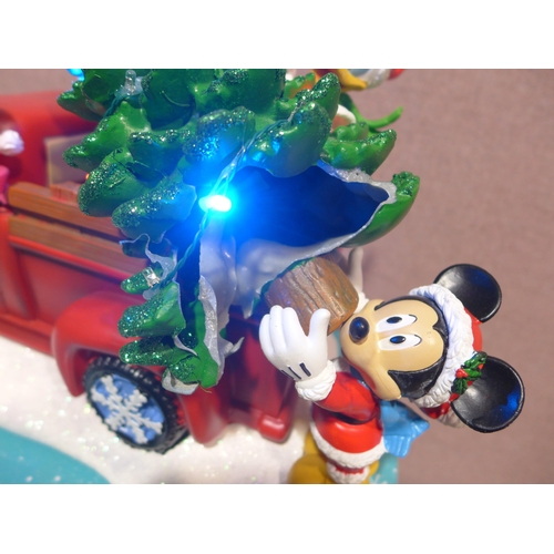 6280 - Christmas Disney Truck and Tree Water Lamp  (346-212,213) *This lot is subject to Vat