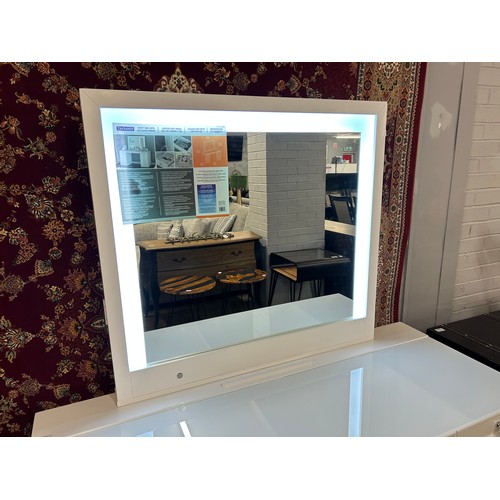 3047 - Tresanti Alexandra Vanity led Mirror & Power, Original RRP £541.66 + Vat (4219-35) *This lot is subj... 