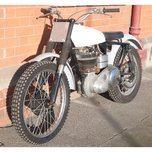 405 - An Ariel HT3-style trials motorcycle fitted with a 1950 350cc engine. The engine is stamped KL338  a... 