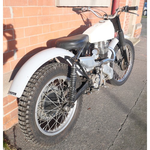 405 - An Ariel HT3-style trials motorcycle fitted with a 1950 350cc engine. The engine is stamped KL338  a... 