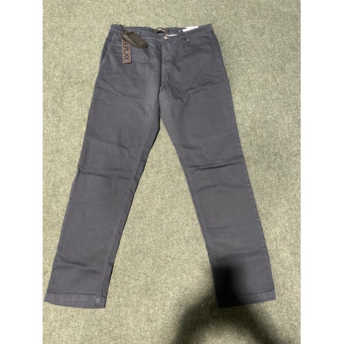 6172 - Quantity of Replay men's trousers in navy, various sizes with tags (338) *This lot is subject to Vat