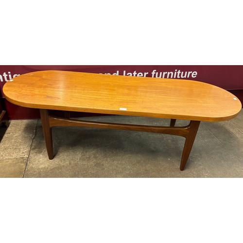 40 - A teak coffee table