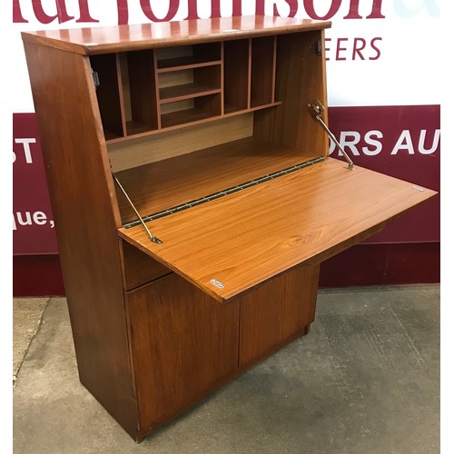 41 - A teak bureau