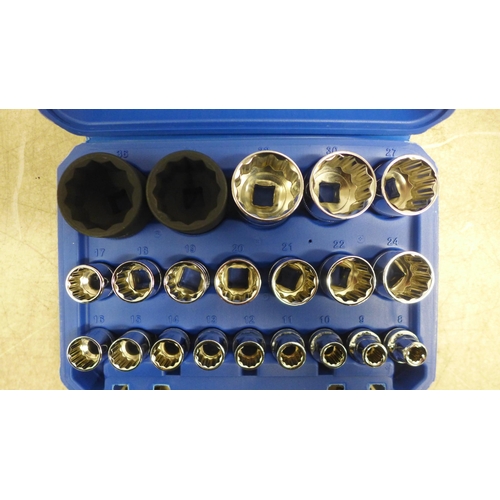 5014 - A 21 piece socket set