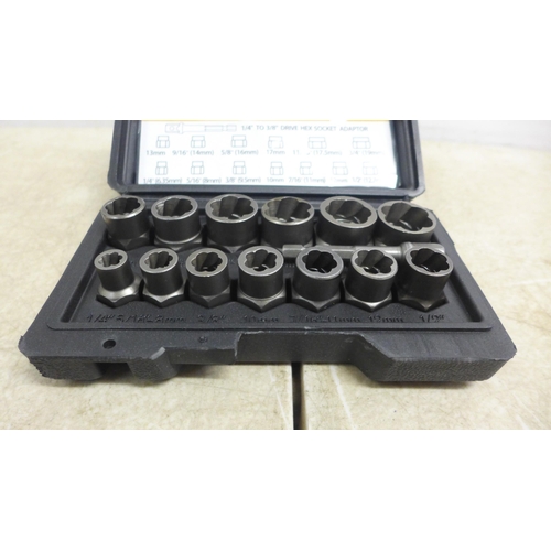 5023 - A 14 piece nut/bolt extractor set