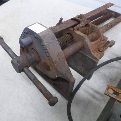 5030 - A Record No. 52½E larger engineers vice, a vintage wood turning lathe and large vintage bench vice