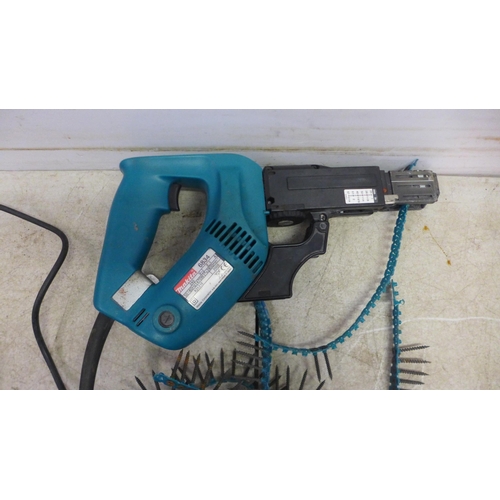 5045 - A Makita 6834, 240V, 25-57mm screw gun