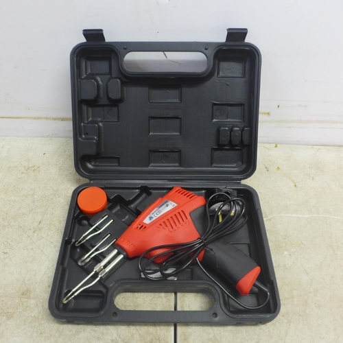 5065 - A cased JS700 Jinshun soldering gun kit
* This lot is subject to VAT