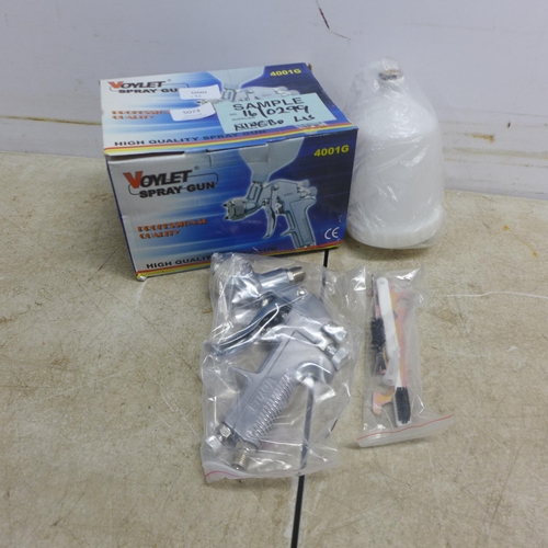 5073 - A boxed 4001G Voylet high quality gravity fed spray gun
* This lot is subject to VAT