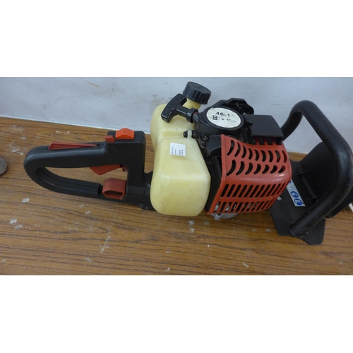 5213 - A Spear and Jackson SPJCS-38 petrol driven chainsaw and a petrol driven hedge cutter *Police reposse... 