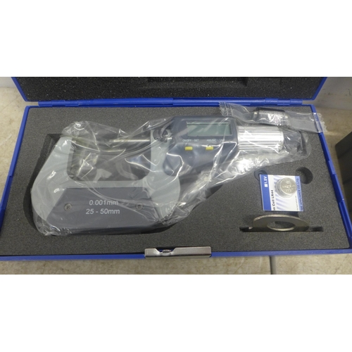 5116 - A Dual Reading Digital External Micrometer 25-50mm /1-2