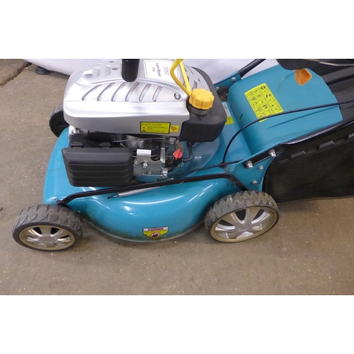 5239 - A Tesco 173cc petrol driven lawn mower with collection box *Police repossession
