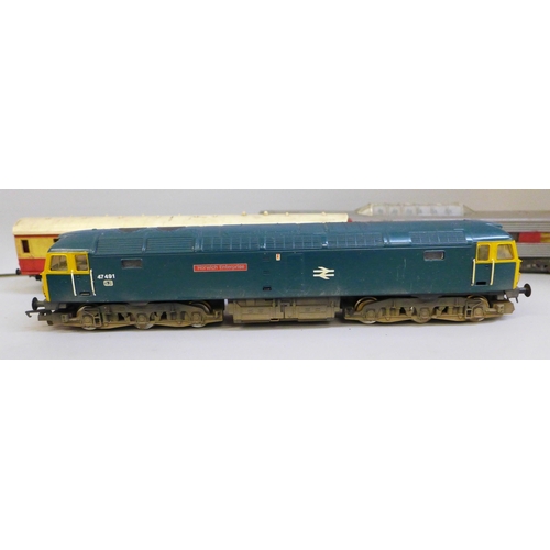 2020 - Four OO gauge model locomotives and three coaches