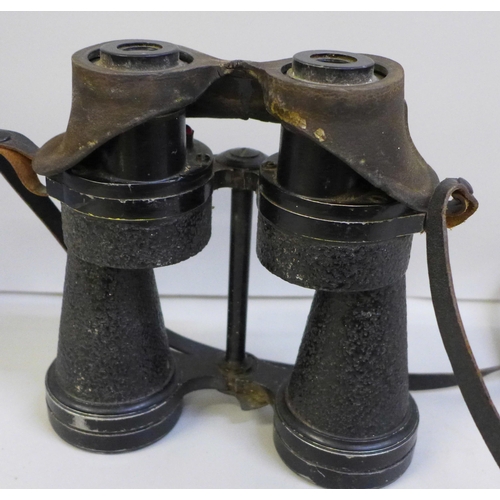 2031 - A pair of World War II Mk. IV, No.1433, British Military issue binoculars