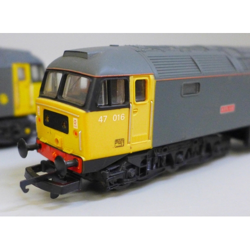 2048 - Five Lima Intercity 00 gauge model railway engines