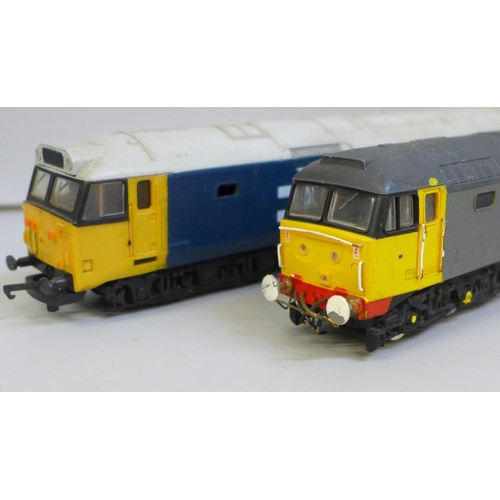 2048 - Five Lima Intercity 00 gauge model railway engines