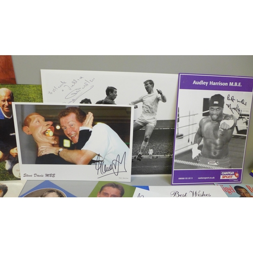 2067 - Twenty-two autographs, Muhammad Ali, Frank Bruno, Henry Cooper, Jackie Charlton, Sven Goran Eriksson... 