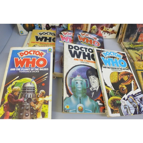 2078 - A collection of story books, Commando, (21), Doctor Who, (11), Starblazer and Danger Ahead, 34 in to... 